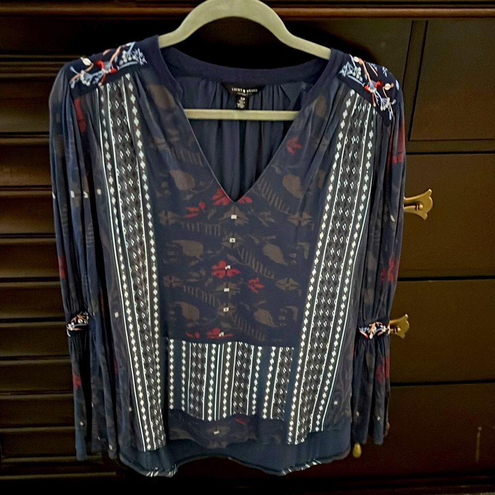 Lucky 🍀 Brand long sleeved top with embroidery